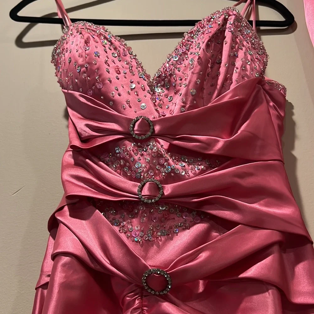 Alyce beaded pink sequin detail gown with shawl size 4 high-low - Picture 2 of 3